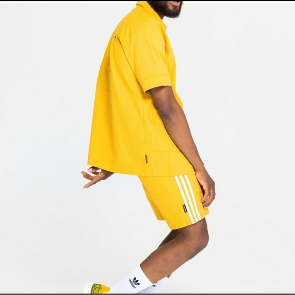 Yara Shahidi Seersucker Shirt & Shorts SET unisex - Picture 3 of 16